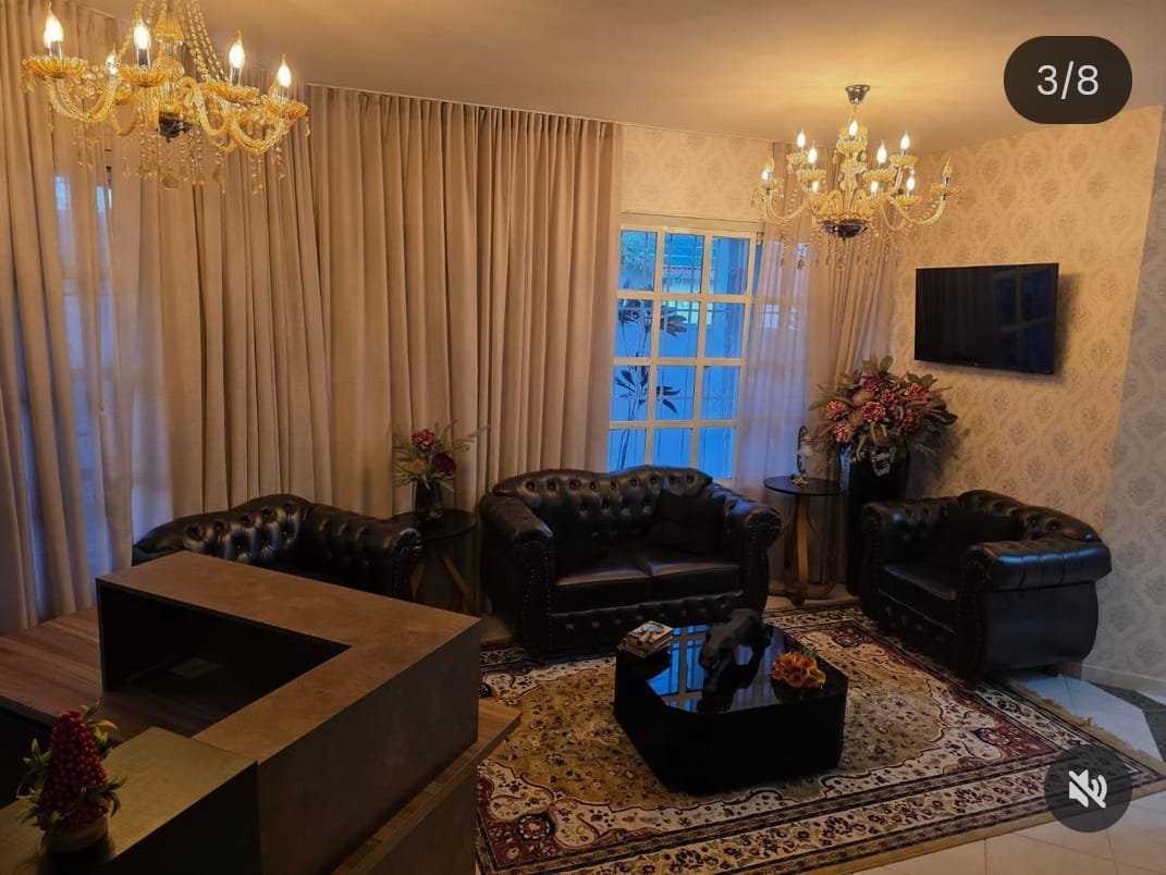 Equipe na recepção do Grupo Sagon